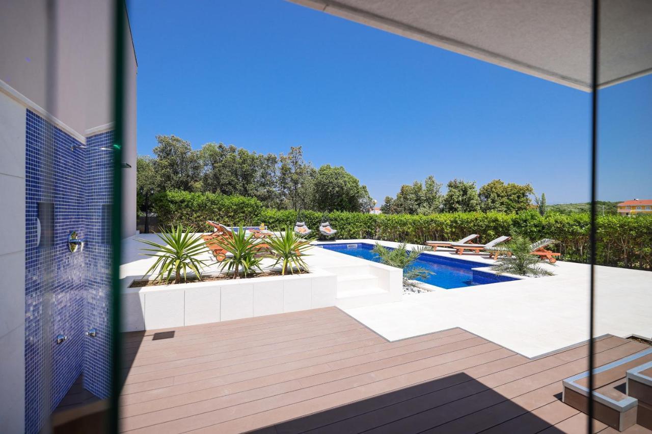 Villa Pino With Pool, Sauna & Jacuzzi Petrčane Exterior foto